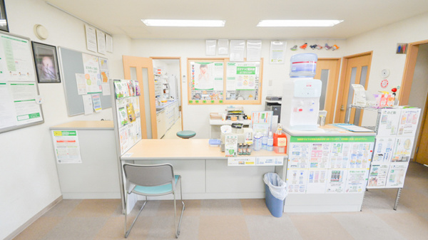 あおば薬局　平和通店の受付/カウンター