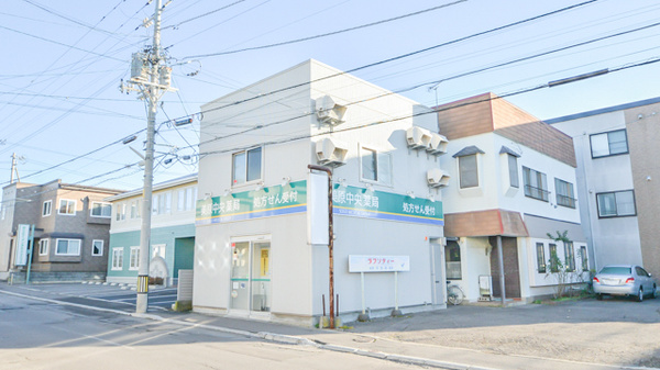 美原中央薬局の外観