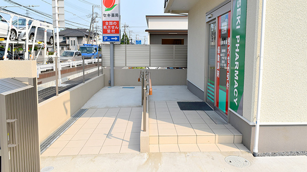 入口