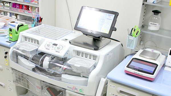 大手薬局　吉田店の調剤器具