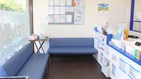 中川薬局　南桜井店の待合スペース