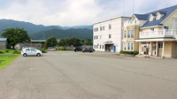 有限会社至誠堂薬局の駐車場