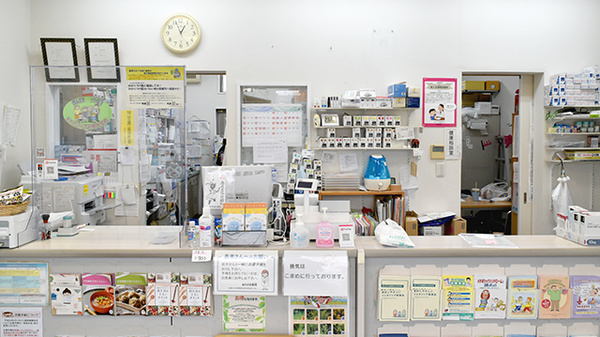 おひさま薬局の受付/カウンター