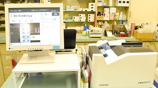 あすか薬局　針中野店の調剤器具
