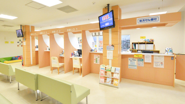 サツドラ薬局屯田店の受付/カウンター