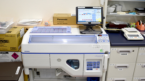 中央薬局の調剤器具