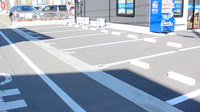かもめ薬局伊勢原店の駐車場