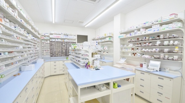 スギ薬局　蘇原店の調剤室