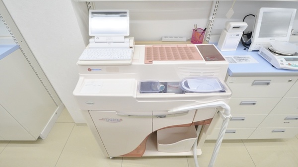 スギ薬局　蘇原店の調剤器具