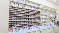 スギ薬局　桶狭間店の薬棚