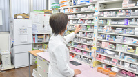 いるか薬局の作業風景