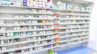 スギ薬局　赤塚新町店の薬棚