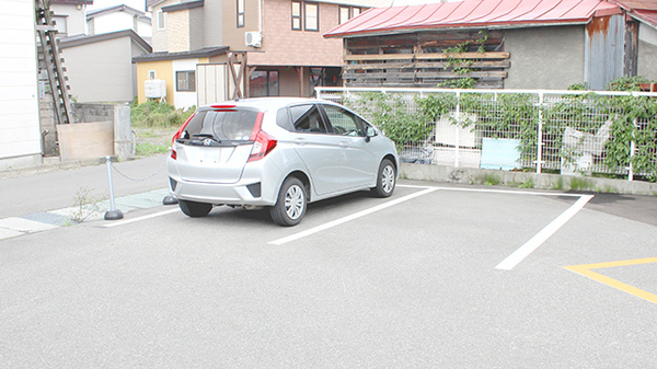 中央調剤薬局　篠田支店の駐車場