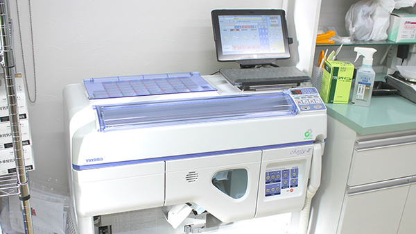 東まつしま薬局の調剤器具