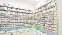 スギ薬局　中津店の薬棚
