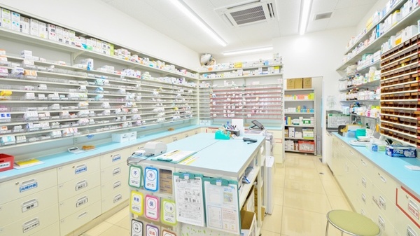 スギ薬局　八尾南久宝寺店の調剤室