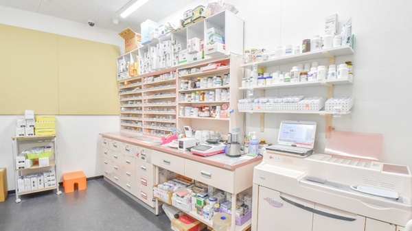 どんぐり薬局の調剤室