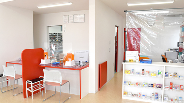 こぶた薬局中店の受付/カウンター