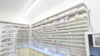 スギ薬局　栗東ひがし店の薬棚