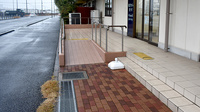 薬局トモズ木更津店のバリアフリー設備
