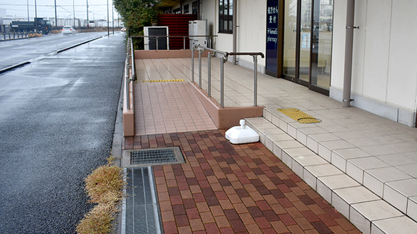 薬局トモズ木更津店のバリアフリー設備