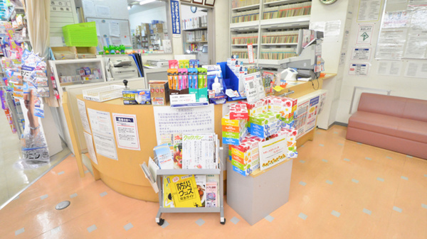 ココカラファイン薬局真駒内店の受付/カウンター