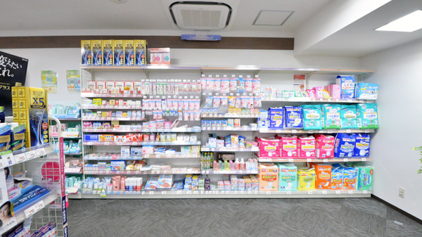 ココカラファイン薬局桑園店の雑貨品