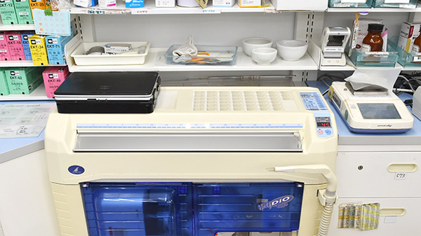 ココカラファイン薬局町田店の調剤器具