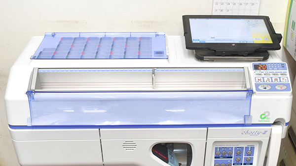 ココカラファイン薬局逗子店の調剤器具