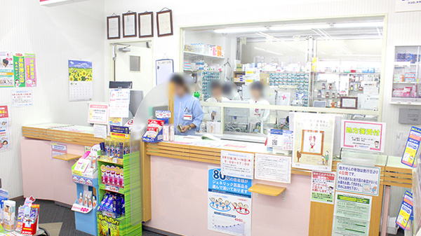 ココカラファイン薬局清瀬店の受付/カウンター