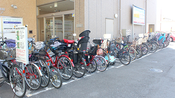 ココカラファイン薬局ハートアイランド店の駐輪場