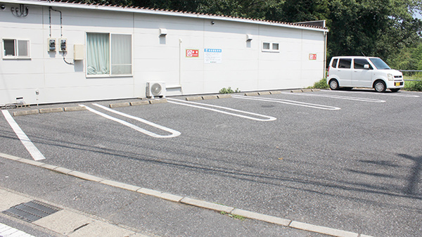 東邦薬局市原鶴舞店の駐車場