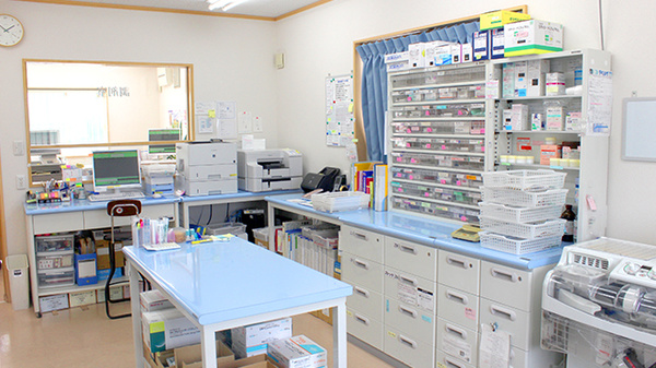 東邦薬局海保店の調剤室