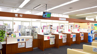 ココカラファイン薬局中山店の受付/カウンター