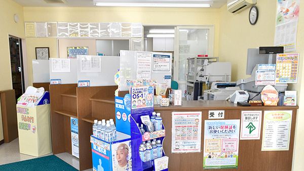 ココカラファイン薬局新通店の受付/カウンター