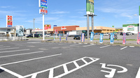 コダマ調剤薬局山田店の駐車場