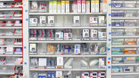 東邦薬局荻窪5丁目店の薬棚