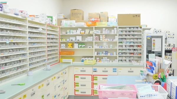ココカラファイン薬局とこなめ店の調剤室