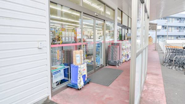 ココカラファイン薬局紀伊長島店の入口