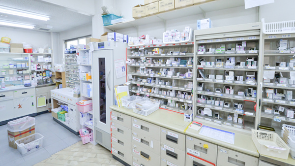 ココカラファイン薬局醍醐店の調剤室