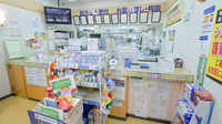ココカラファイン薬局壬生店の受付/カウンター