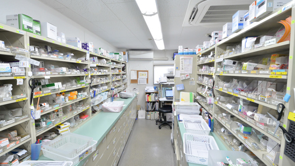 オーツカ市立病院前薬局の調剤室