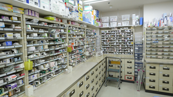 セガミ薬局あべのベルタ店の調剤室