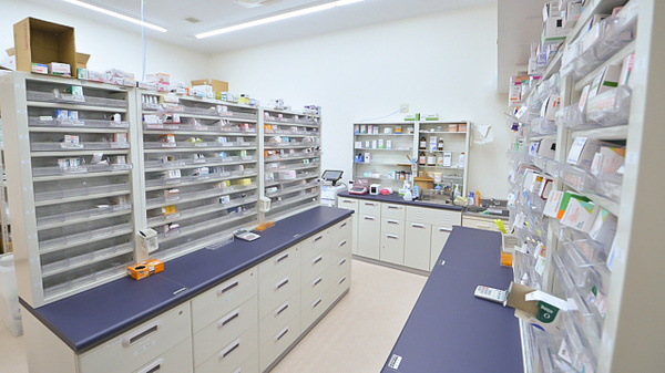 ココカラファイン薬局昭和町店の調剤室