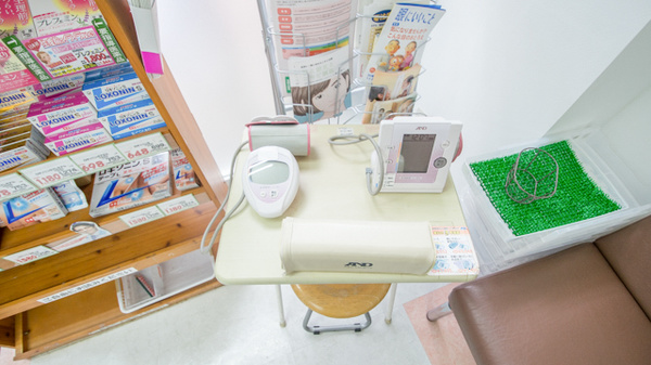 ココカラファイン薬局布施二条通店の血圧計
