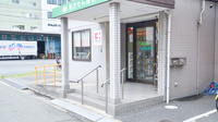セガミ薬局長田西店の入口
