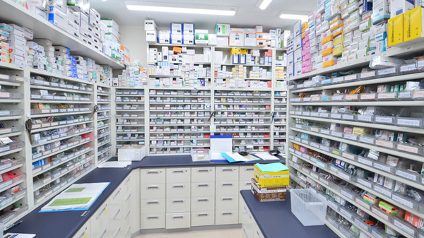 ココカラファイン薬局和泉市立総合医療センター店の調剤室