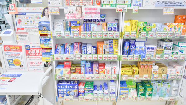 ココカラファイン薬局イズミヤ和泉中央店の一般医薬品