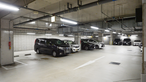 セガミ薬局堂島店の駐車場
