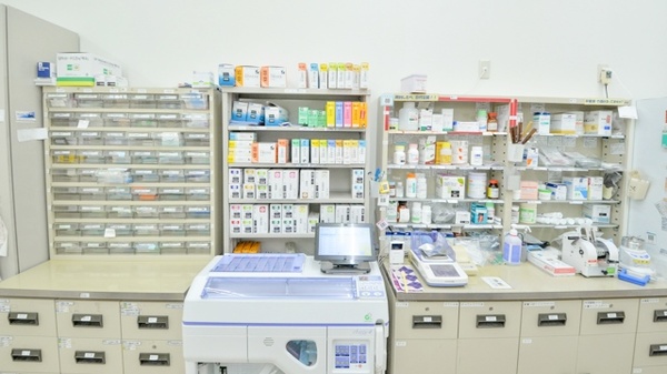 ココカラファイン薬局摂津富田店の調剤室